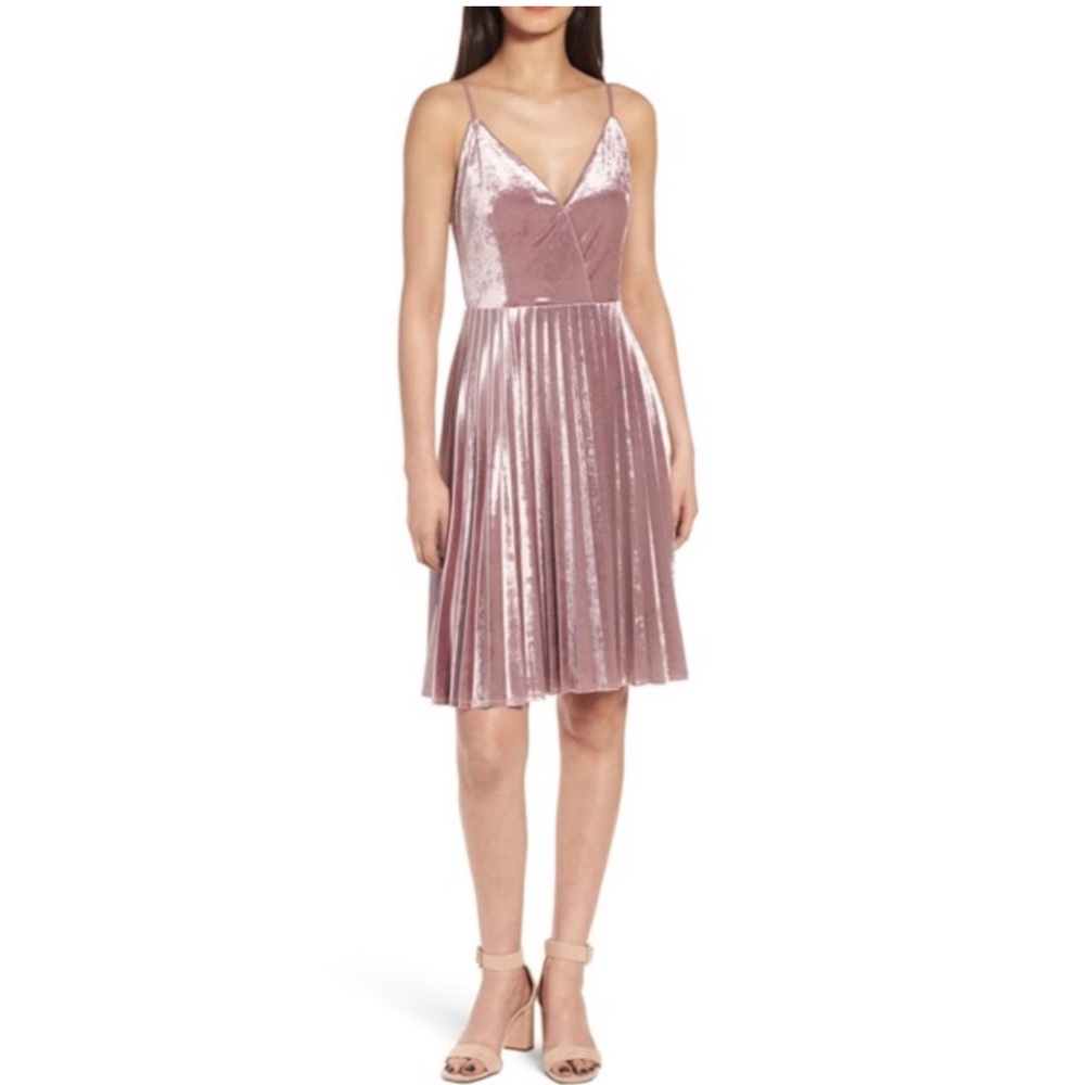 NWT Chelsea28 Purple Bordeaux Velvet Pleated Dress, XS
